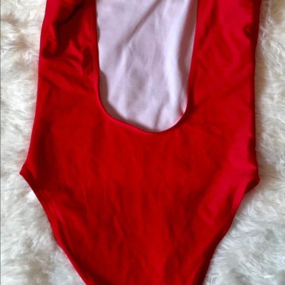 Stripsky BAE WATCH swim suit. BNWOT size Small - Picture 8 of 8